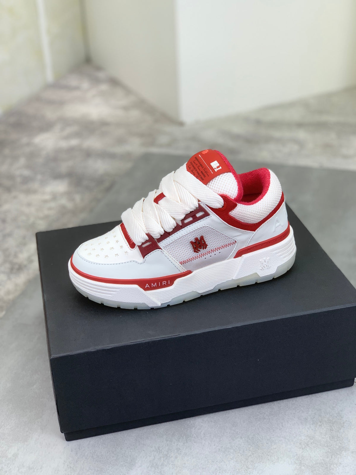 AMIRI White & Red Low-Top Sneakers