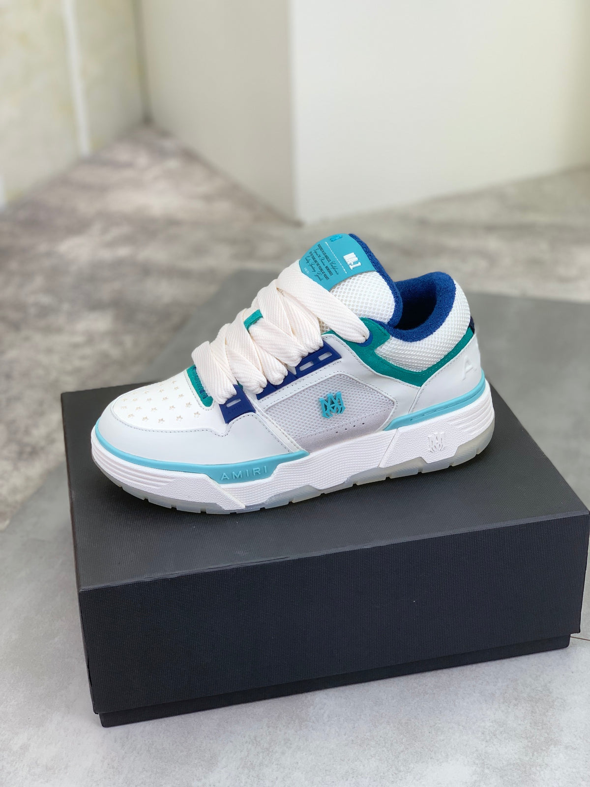 AMIRI White, Turquoise & Blue Low-Top Sneakers