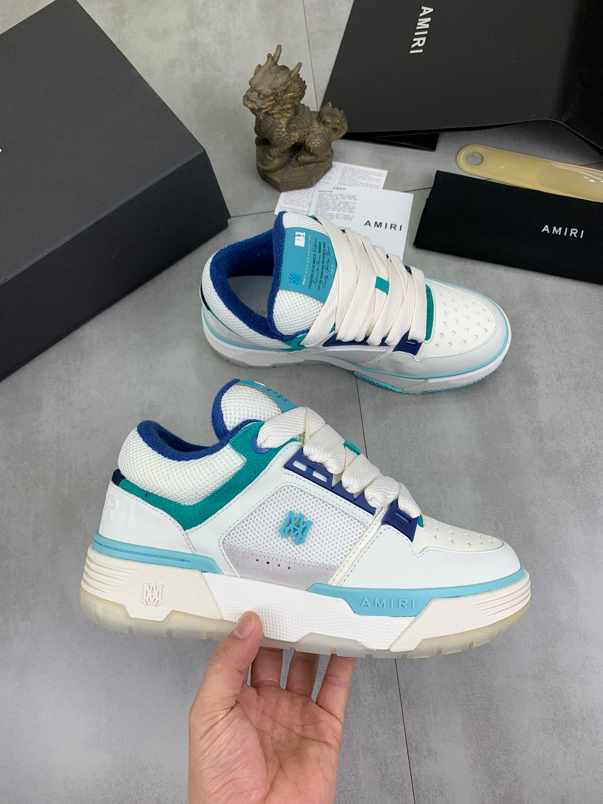 AMIRI White, Turquoise & Blue Low-Top Sneakers