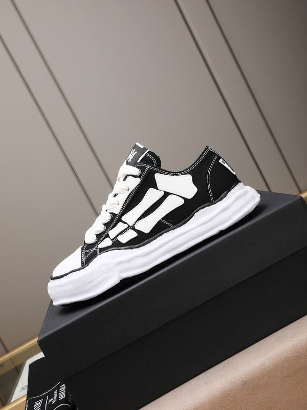AMIRI Black & White Skeleton Low-Top Sneakers
